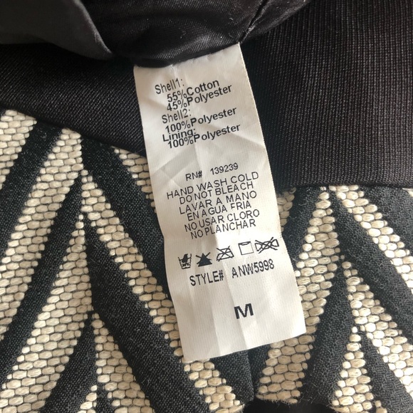 ANGL Cropped Vest - Picture 3 of 6